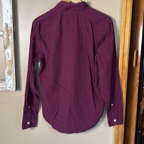 Abercrombie and Fitch mens plaid button up shirt size medium red blue preppy aca - Picture 3 of 7